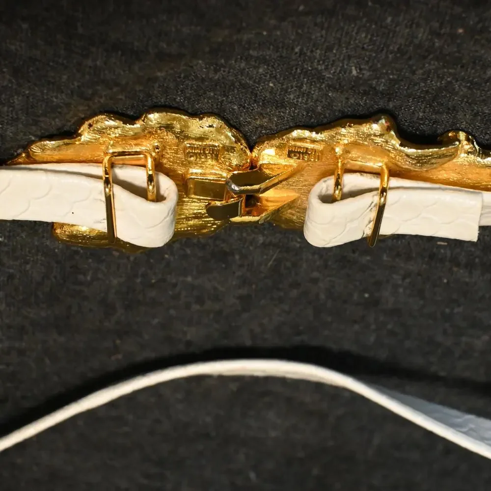 VINTAGE Mimi Di N 1981 Gold Tone Leaf Belt Clasp Buckle 28